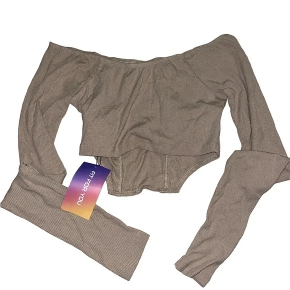 SHEIN Asymmetrical Hem Crop Top